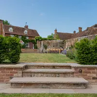 Autumn Brown Indian Sandstone Rock-Faced Coping Stones